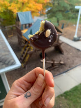 Load image into Gallery viewer, Divine White Pine Pops