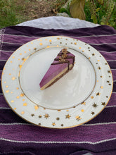 Load image into Gallery viewer, (LOCALS ONLY) Custom Dream Cake 100% Raw Vegan