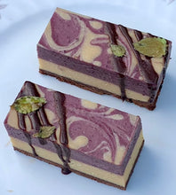 Load image into Gallery viewer, (LOCALS ONLY) Custom Dream Cake 100% Raw Vegan
