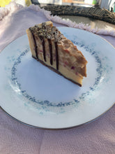 Load image into Gallery viewer, (LOCALS ONLY) Custom Dream Cake 100% Raw Vegan
