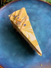 Load image into Gallery viewer, (LOCALS ONLY) Custom Dream Cake 100% Raw Vegan
