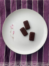 Load image into Gallery viewer, Purple Ube + Tremella Saffron Hazelnut Bars
