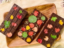 Load image into Gallery viewer, Nasturtium Elderflower Raw Chocolate Bar
