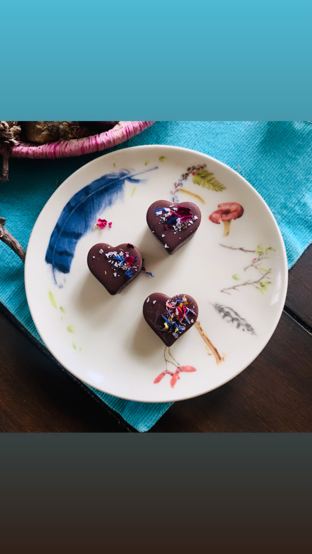 Radiant Jewel 3 Treasures Raw Chocolate Hearts