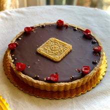 Load image into Gallery viewer, 9&quot; 24K Gold Orange Amaretto Raw Chocolate Ganache Tart [LOCAL DELIVERY ONLY]
